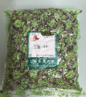 『国産艾葉（よもぎ）』/　  お風呂にいれても体の芯までポッカポカ！  【味】　苦・辛　【性】温 お灸やヤイトに使う「もぐさ」の原料としても使われるキク科の植物。生薬名は艾葉（がいよう）です。 お風呂に入れて体の外側から温めたり、お茶として飲むことによって体の内側からも使えます。  ※本品は医薬品ではありません。